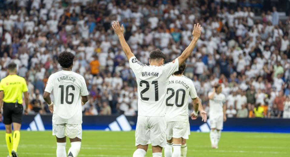 足坛冷门一夜！皇马主场战平赫罗纳，罗马大胜比萨，西汉姆联取得关键胜利